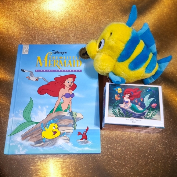 Disney's The Little Mermaid Hardcover Book, Classic Moments Puzzle & Flounder - Picture 3 of 9